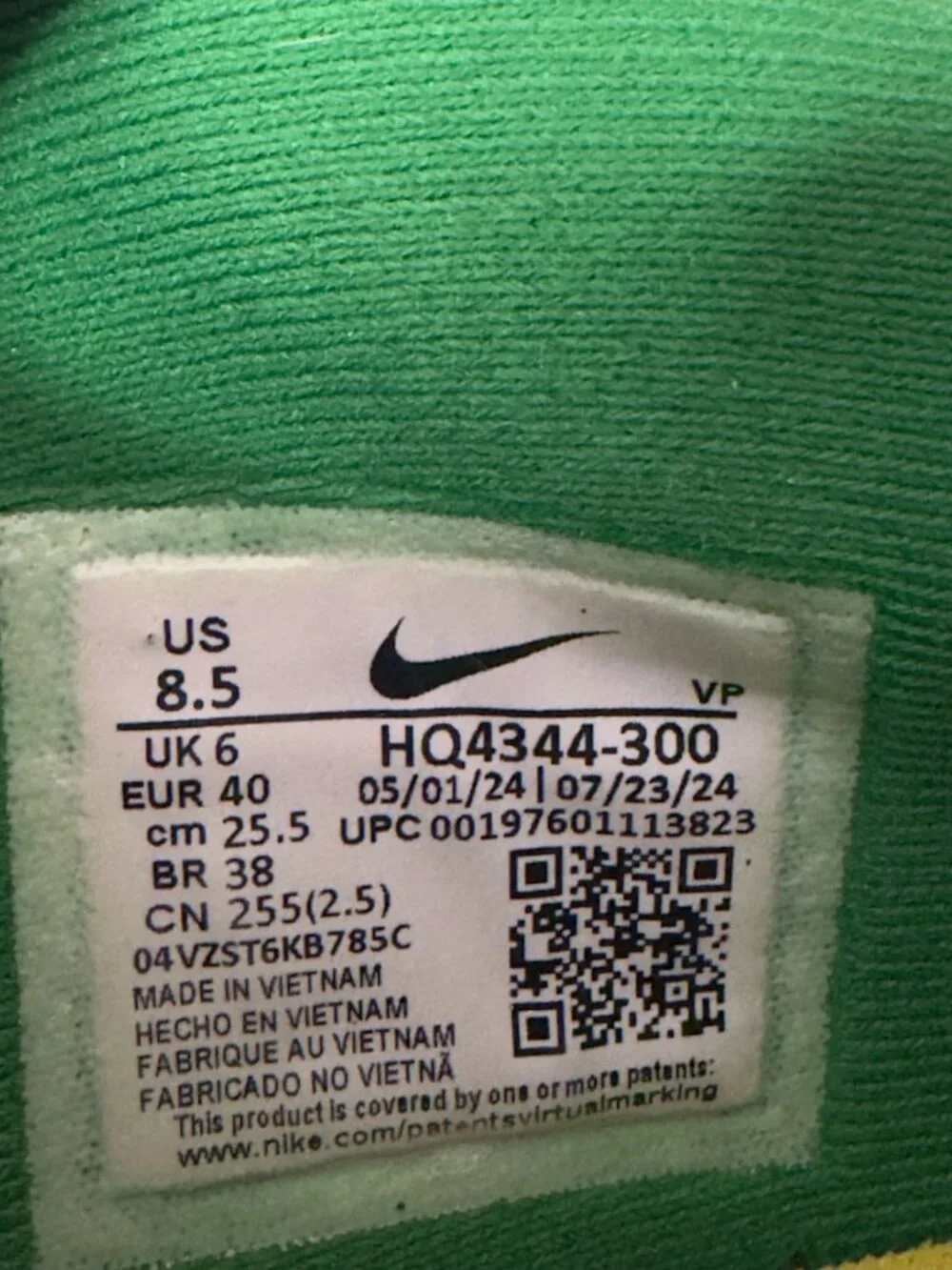 Nike Women's Sabrina 2 OR 